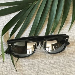 Ray-Ban Wayfarer *Limited Edition* Black Sparkle